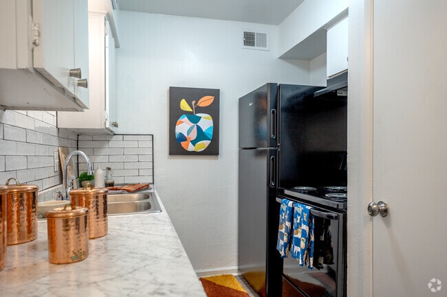 1HAB - 662SF - Cocina - Pasadena Apartments