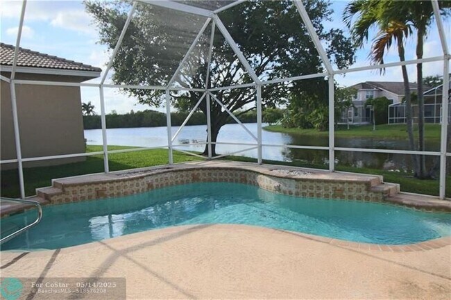 Foto del edificio - 12459 NW 52nd Ct