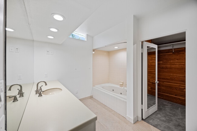 Building Photo - 255 W Camino Buena Vista