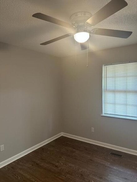 Building Photo - 3444 Adkisson Dr NW