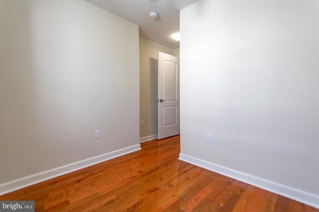 Foto del edificio - 1645 S Carlisle St