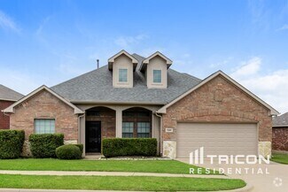 Building Photo - 2989 Lakeview Cir