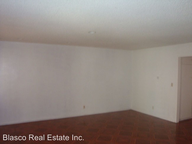 Building Photo - 1444 Randy St