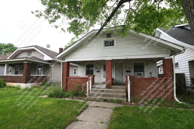 Foto del edificio - 908 N Bosart Ave