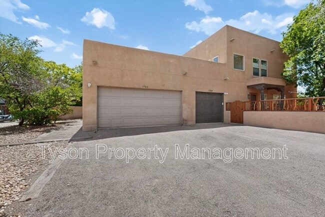 Building Photo - 1700 Violetas Rd NW