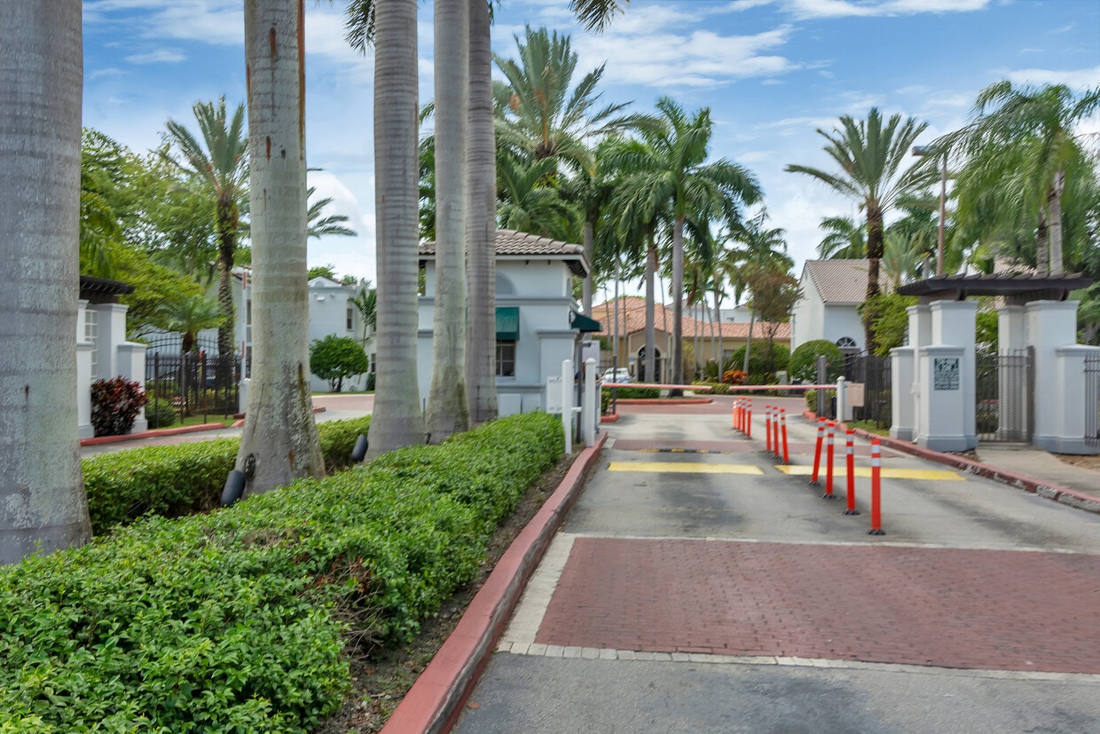 Primary Photo - 9766 NW 47th Ter