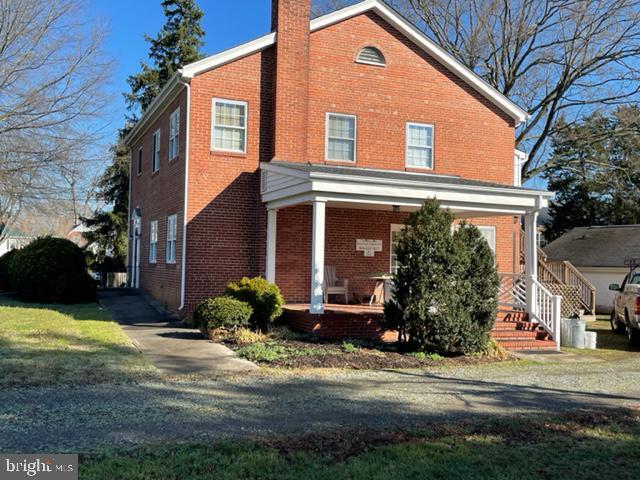Building Photo - 221 N Main St