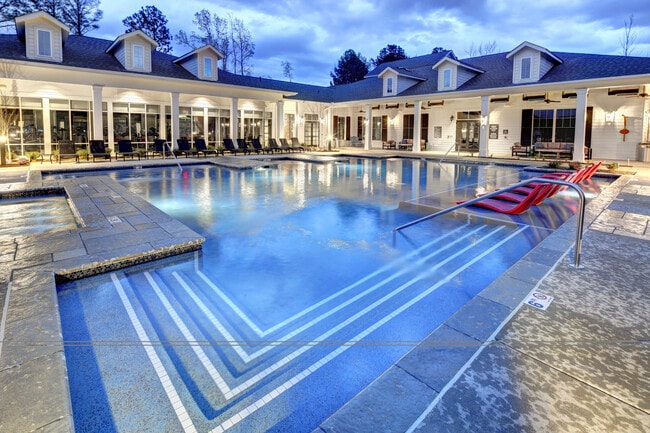 The Ultimate Pool Experience - The Hollis Townhomes