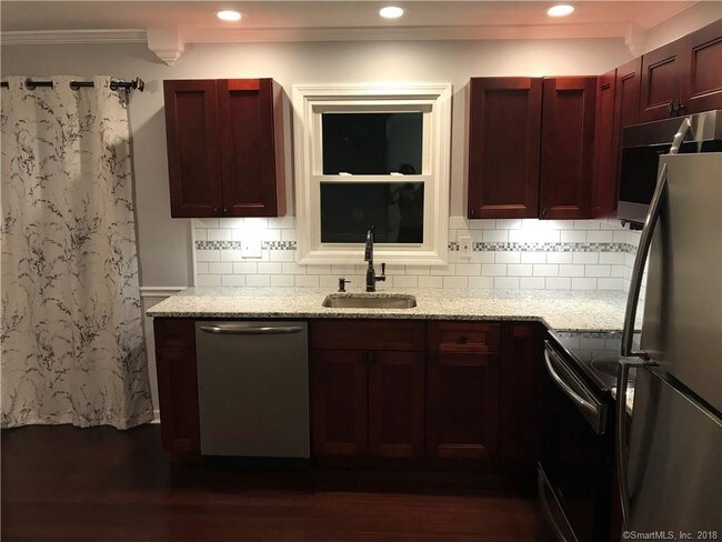 Building Photo - 137 High Top Cir