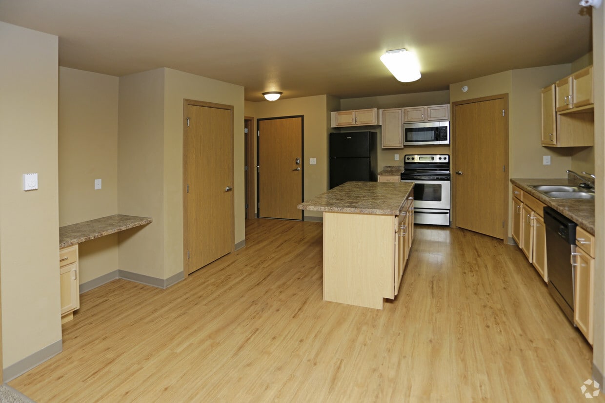 Prairie Winds Apartments Apartments Dickinson, ND