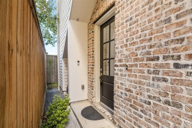 Foto del edificio - 6018 Maxie St