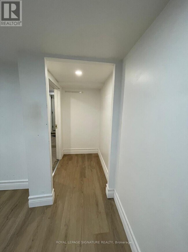 Building Photo - 9 Wilson Park Rd