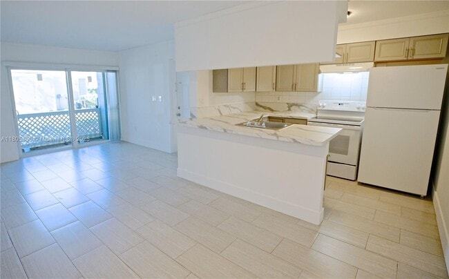 Building Photo - 6755 NW 175th Ln