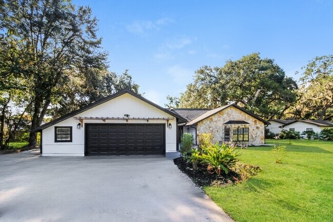 Building Photo - 5207 Co Rd 114D