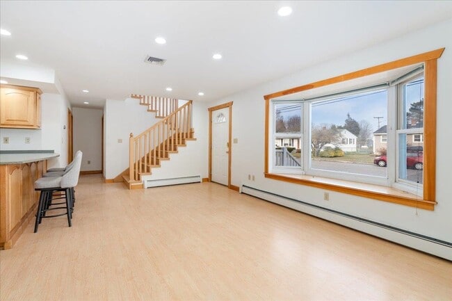 Building Photo - 66 Coakley Rd