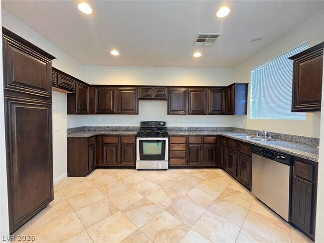 Building Photo - 5248 Pendergrass St