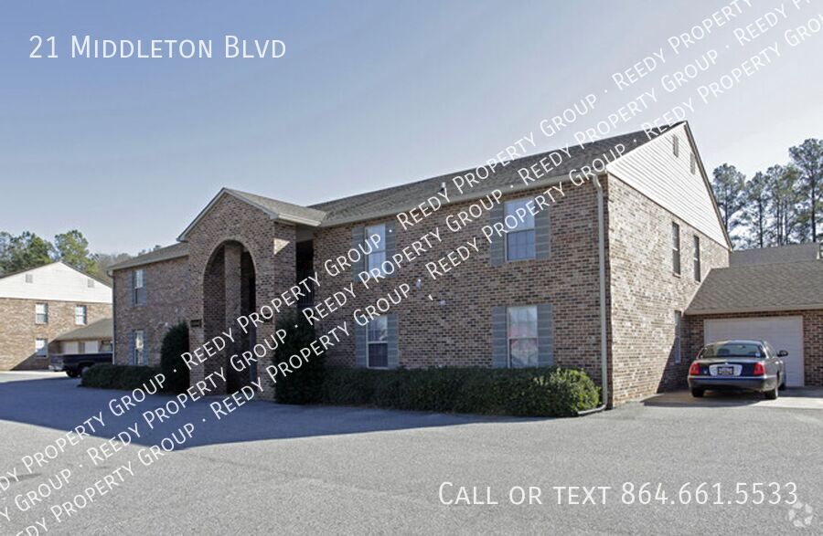 Foto principal - 21 Middleton Blvd