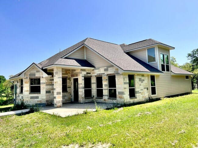 Building Photo - House For Lease In Manor