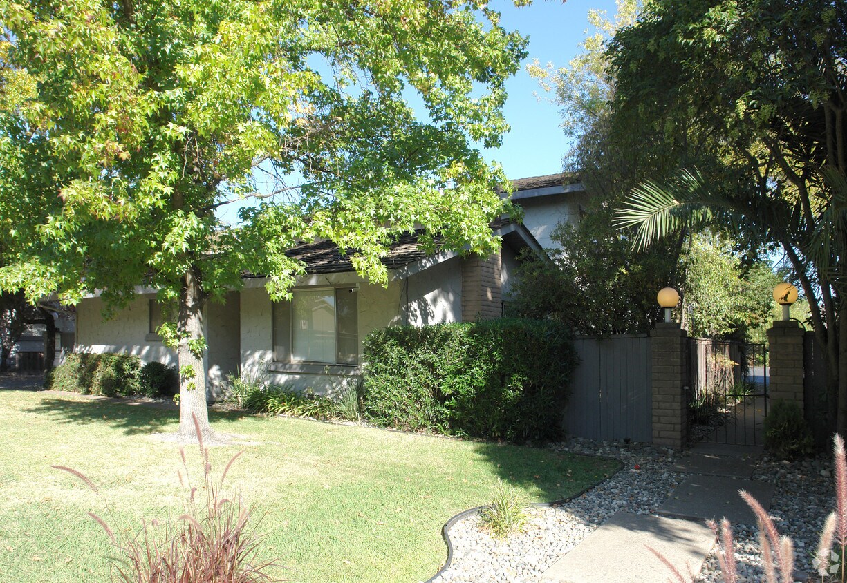 2655 Matheson Way, Sacramento, CA 95864 Apartments at 2655 Matheson