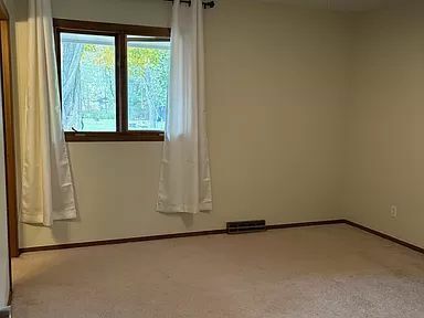 Foto del edificio - 1344 Caswell St