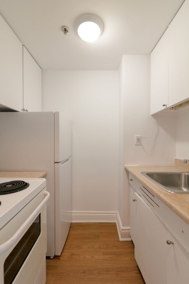 Photo du bâtiment - 3455 Rue Aylmer