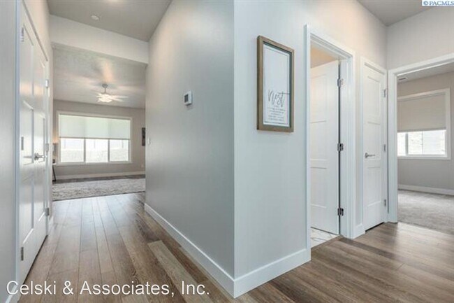 Building Photo - 3 br, 2 bath House - 4626 White Drive
