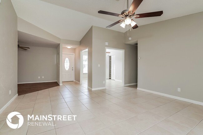 Building Photo - 15802 Key Grass Ln