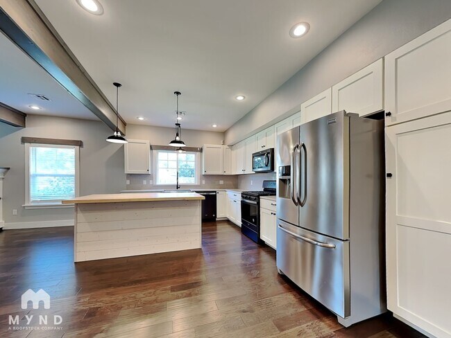 Foto del edificio - 405 S Carl St