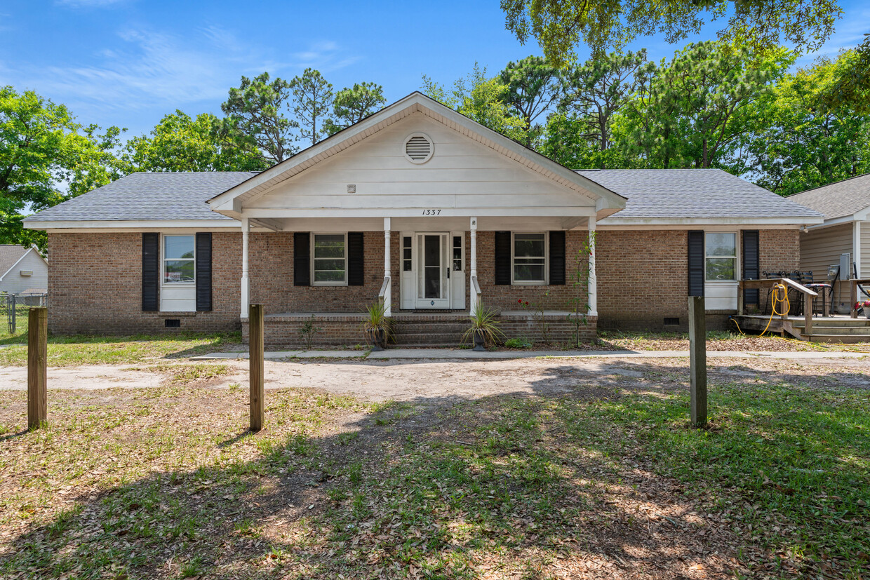 1337 Dick Pond Rd Unit 1, Myrtle Beach, SC 29575 - Townhome Rentals in Myrtle  Beach SC | Apartments.com