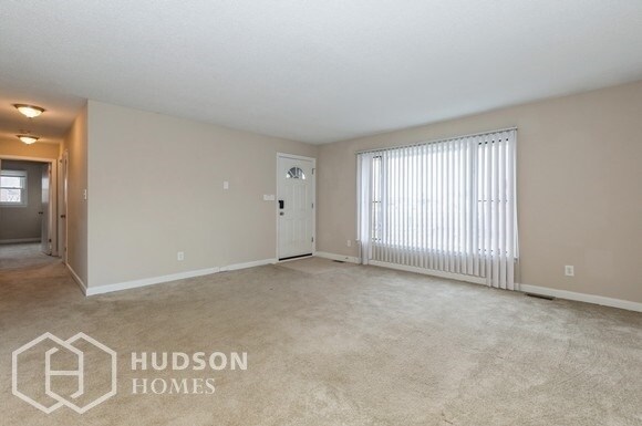 Foto del edificio - NOW AVAILABLE! - 91 Cambridge Avenue Unit ...