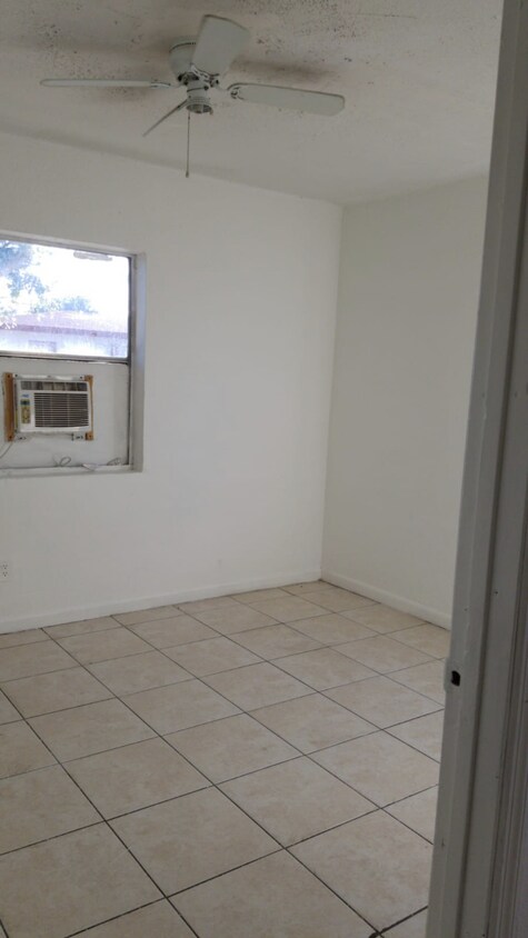Primary Photo - 620 NW 14th Ave