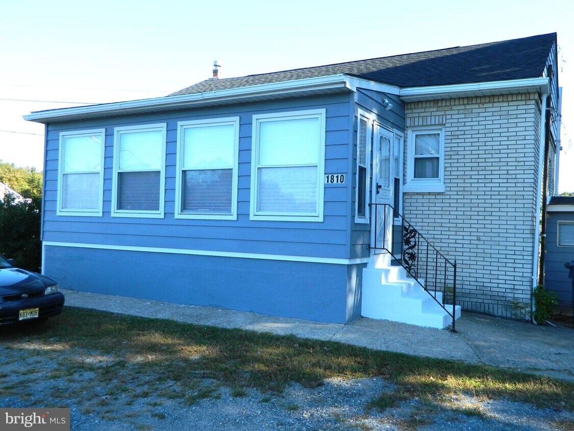 Primary Photo - 1809 N Black Horse Pike