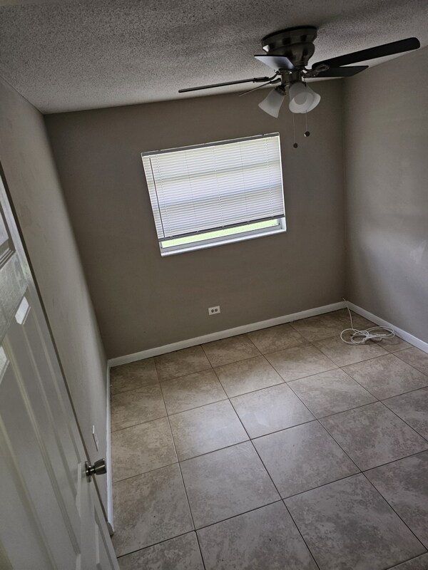 Foto del edificio - 2550 Stratford Dr