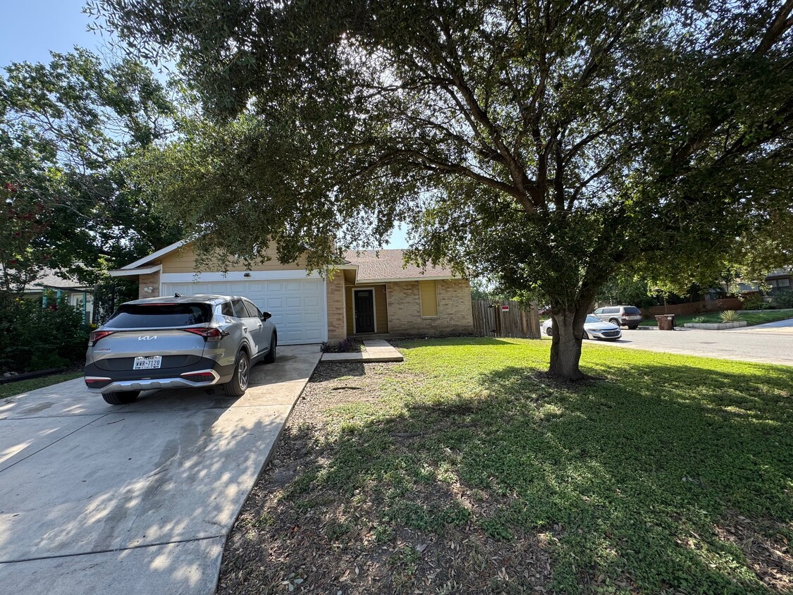 Photo - 3602 Woodglow Cir (San Antonio, TX)