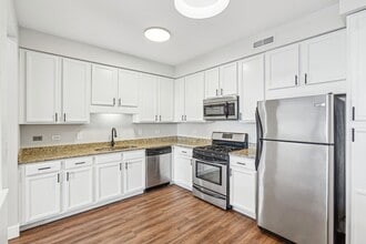 Interior Photo - The Landing at Town Center