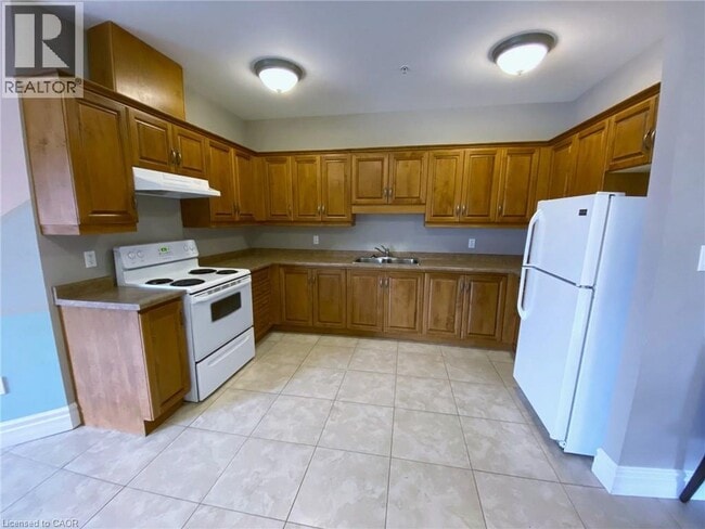 Photo du bâtiment - 685 Myers Rd