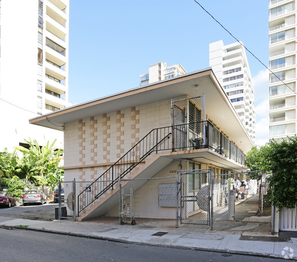 Building Photo - 2422 Cleghorn St