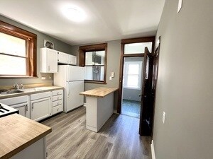 Foto del edificio - 2516 W Hutchinson St