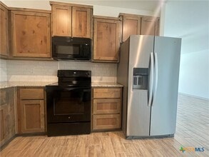 Building Photo - 2408 Duntov Dr