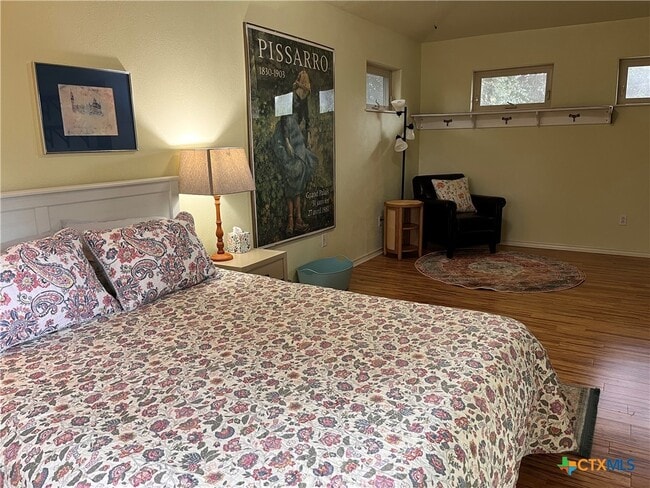 Foto del edificio - 121 Butler Ln