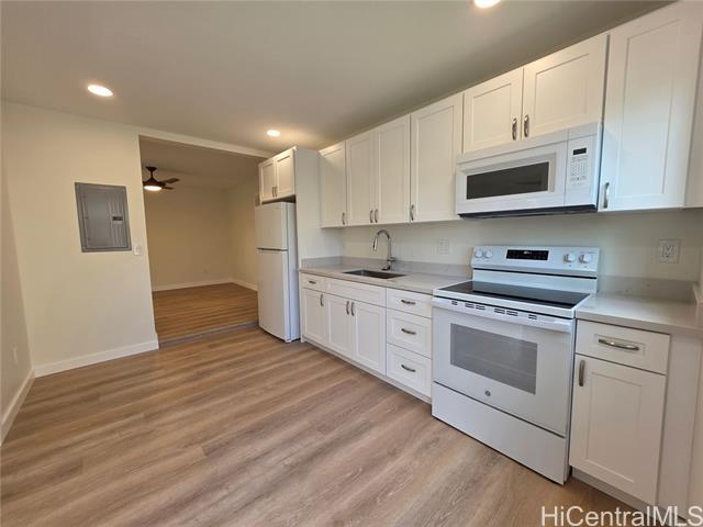 Building Photo - 1043 Kainui Dr