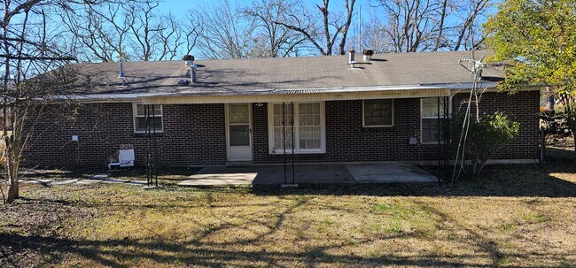 Foto del edificio - 4365 Sunshine Dr