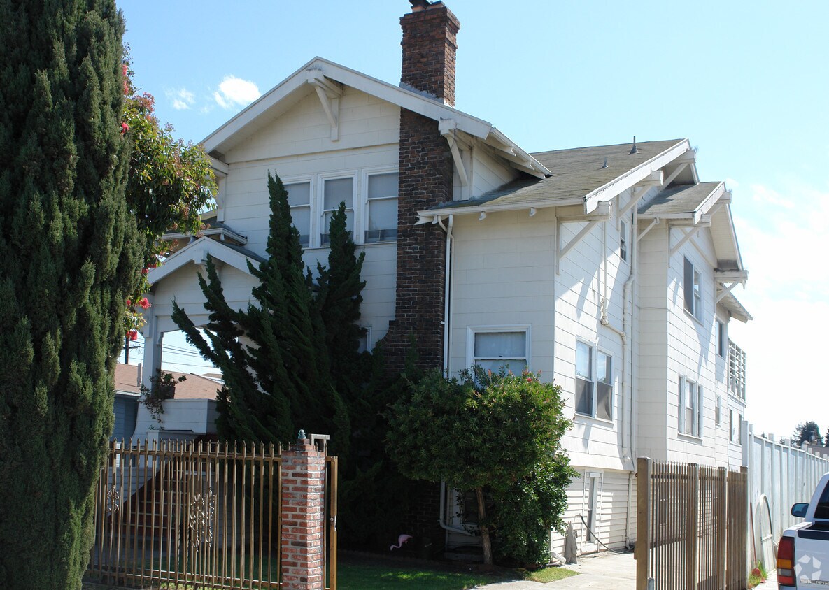 Foto del edificio - 1428 78th Ave