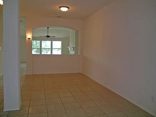 Building Photo - 12204 Half Hitch Trail