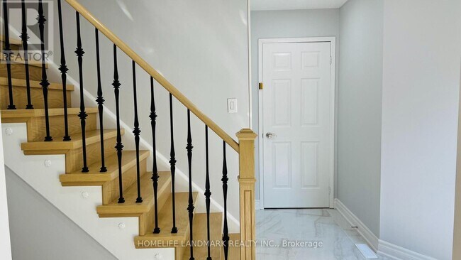 Building Photo - 1551 Stoneybrook Trail