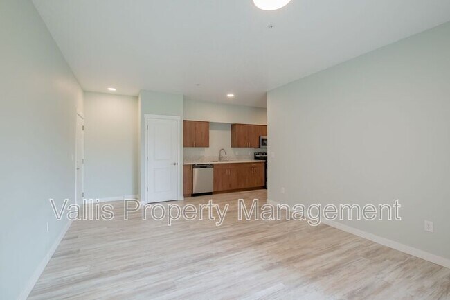 Foto del edificio - 13001 S Crompton Lane