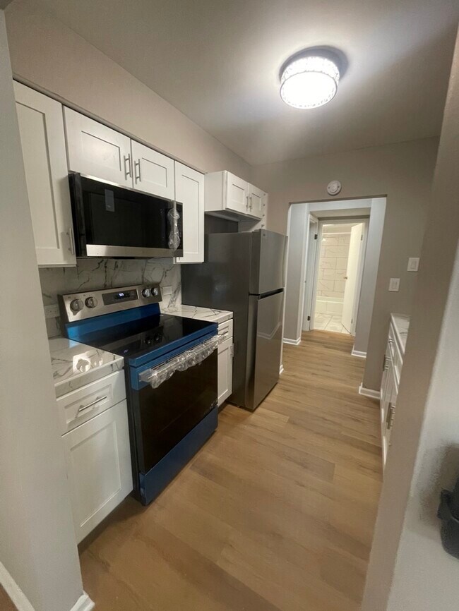 Foto del edificio - 1047 S Evergreen Ave