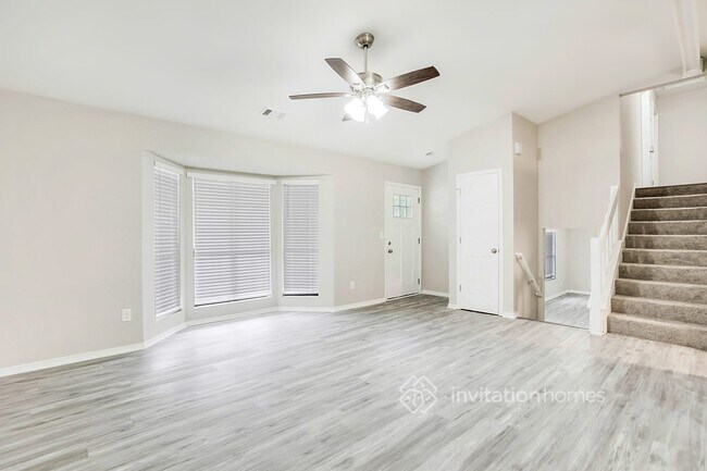 Foto del edificio - 5193 Great Meadows Rd