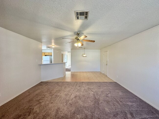 Building Photo - 2604 Alma Dr