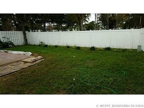 Building Photo - 4674 Lakeside Cir